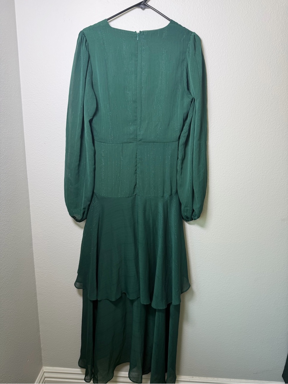 Showpo Green Sparkly High-Low Pleated Maxi Dress Wedding Guest Formal Size 6 - Picture 10 of 16